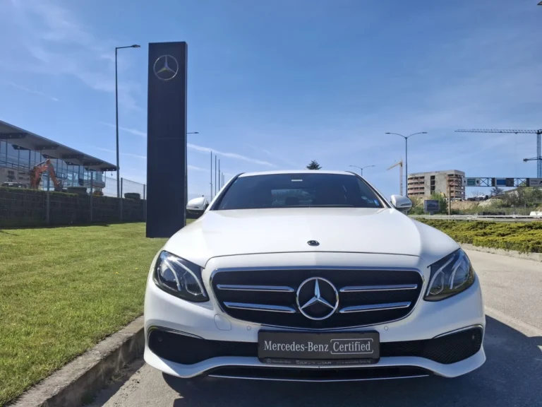 Mercedes-Benz E 200 4MATIC