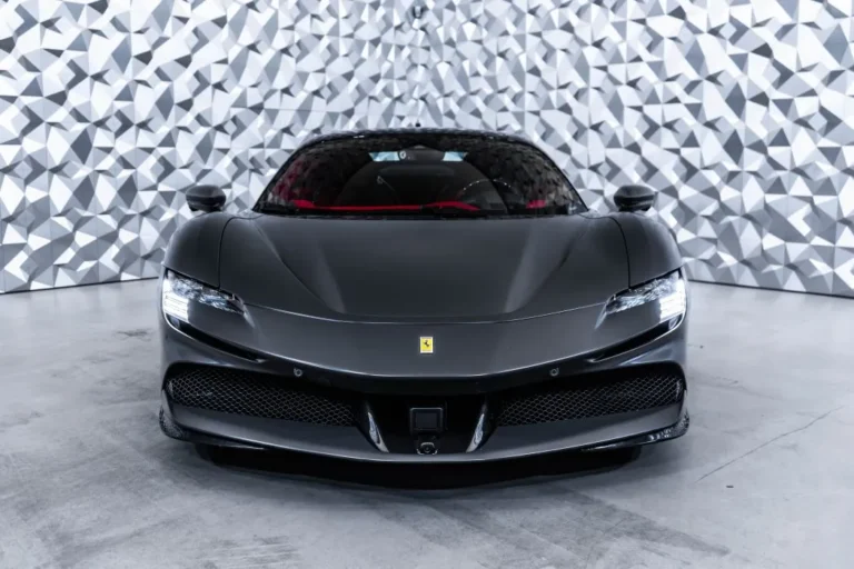 Ferrari SF 90 Carbon Pack