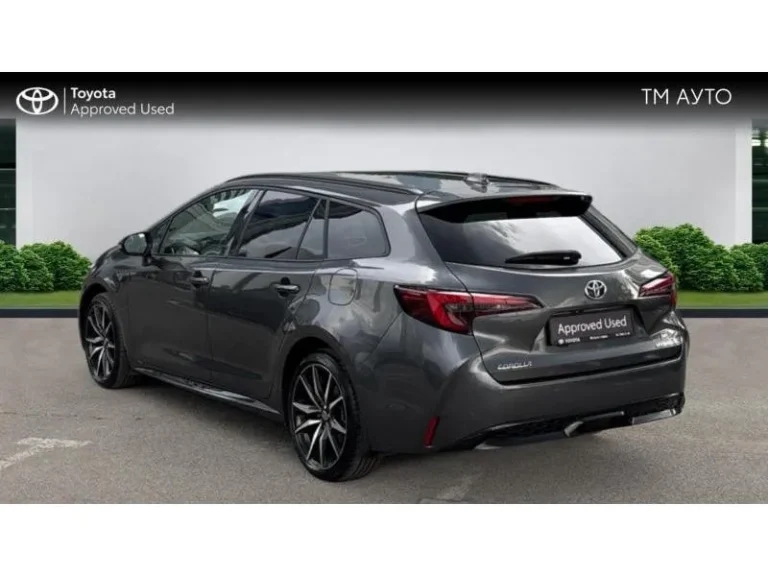 Toyota Corolla TS 2.0HSD GR SPORT