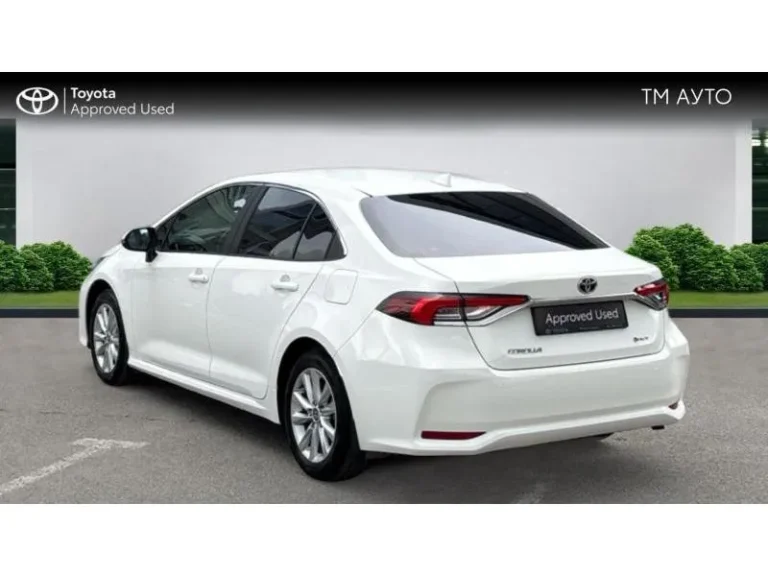 Toyota Corolla SDN 1.8 HSD EXECUTIVE