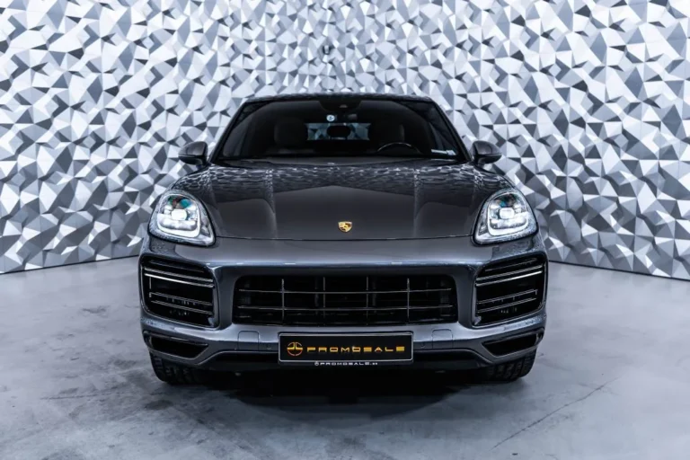 Porsche Cayenne E-Hybrid Coupe PANO*SPORT CHRONO*BOSE