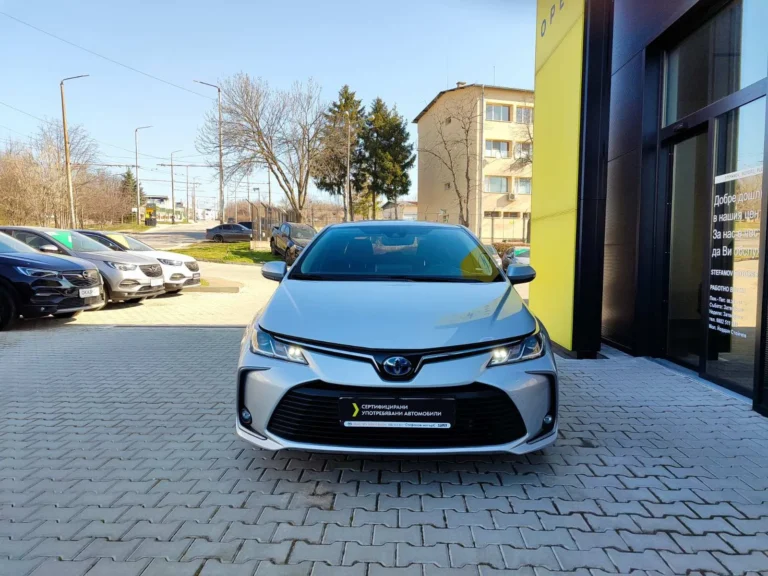 Toyota Corolla 4-вр. Седан 121к.с. Хибрид