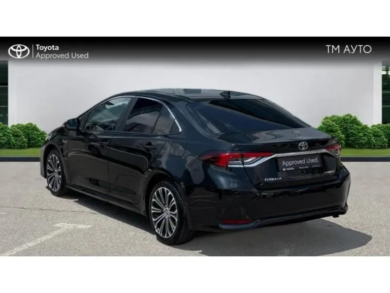 Toyota Corolla SDN 1.8HSD EXECUTIVE PLUS