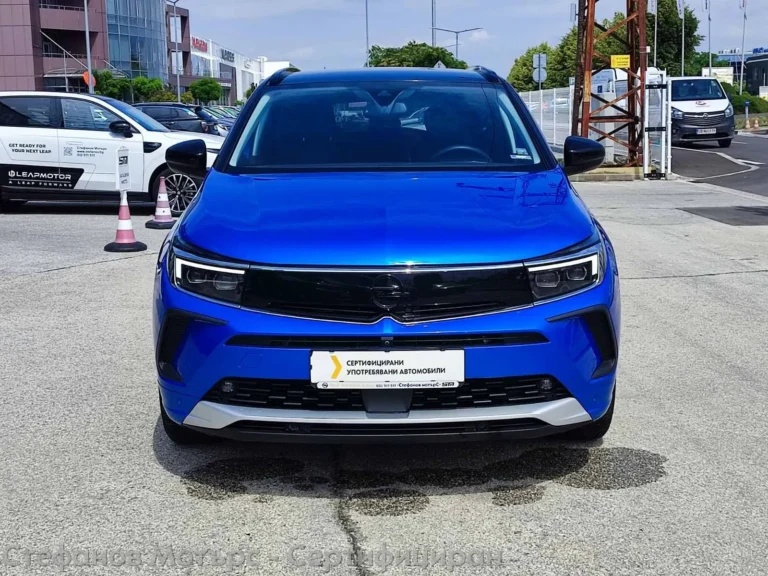Opel Grandland X SUV 131к.с. Бензин