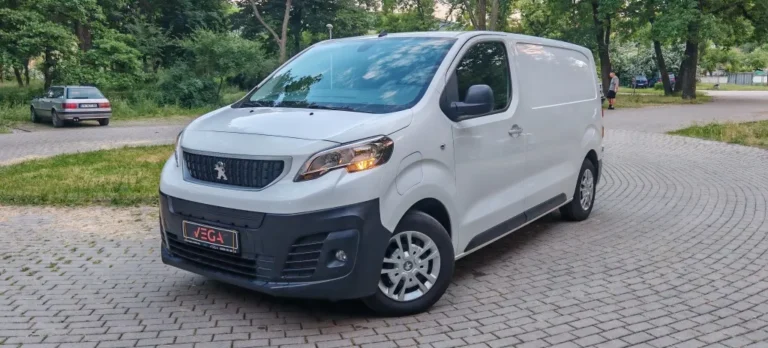 PEUGEOT eEXPERT