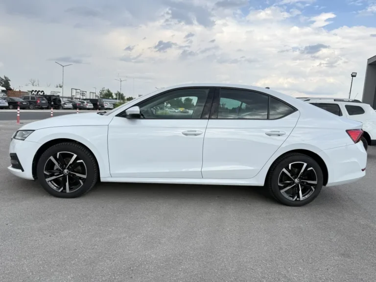 Skoda Octavia -НОВА с Гаранция-2.0-A/T-150кс
