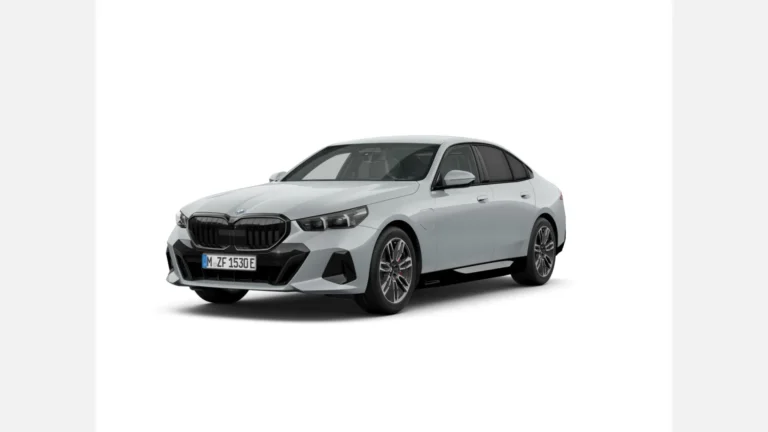 BMW 550e xDrive Sedan