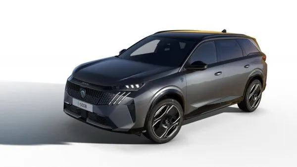 Peugeot E-5008