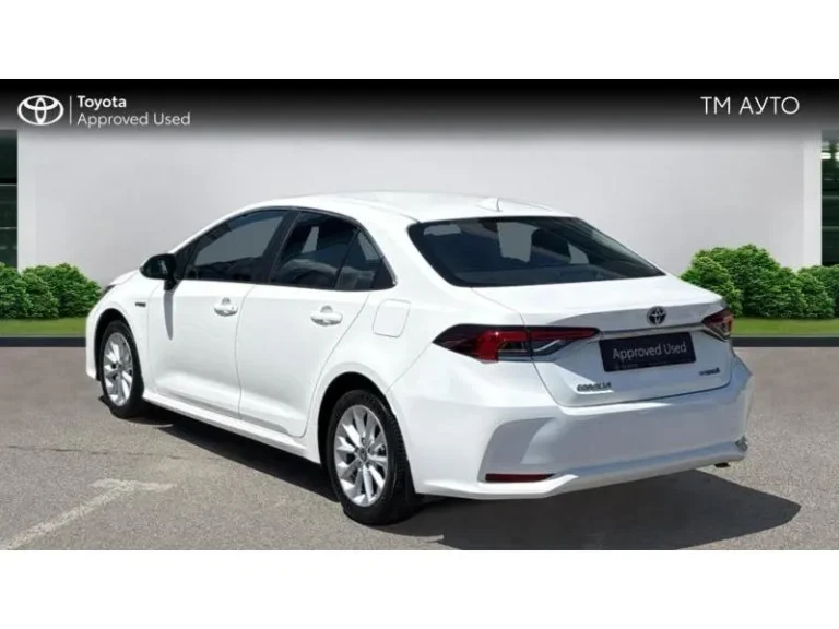 Toyota Corolla SDN 1.8HSD COMFORT