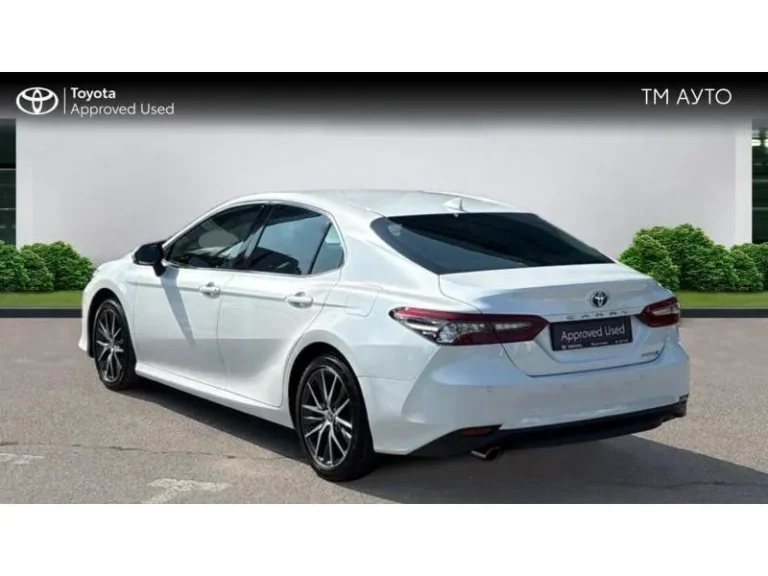 Toyota Camry 2.5HSD ELEGANCE
