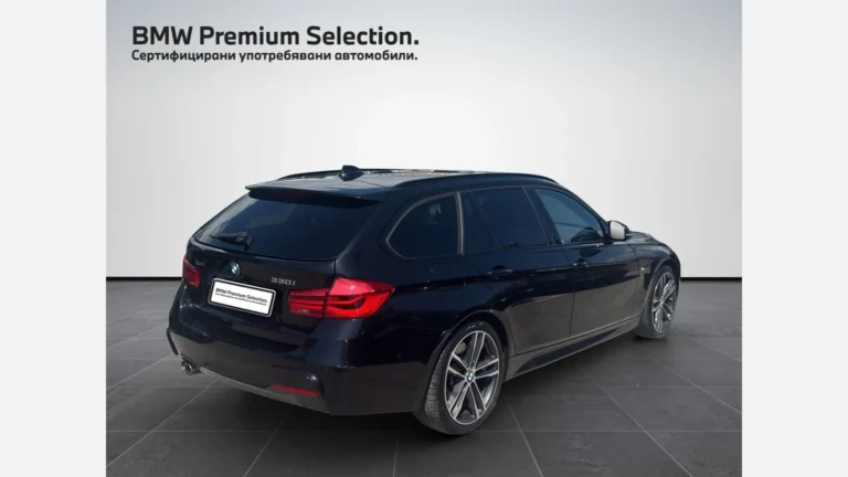BMW 330i xDrive Туринг