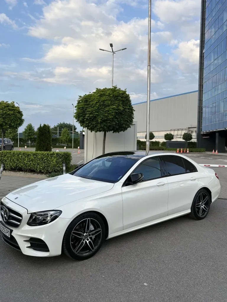 Mercedes E220 AMG I Night Packet