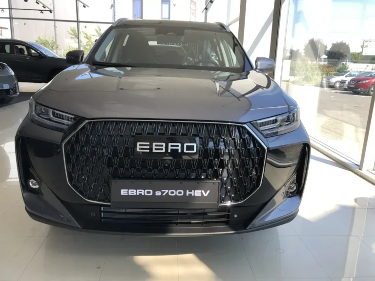 EBRO S700 HEV (Версия: Luxury)
