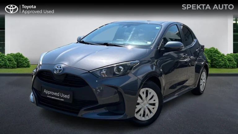 Toyota Yaris 1.5i M/T
