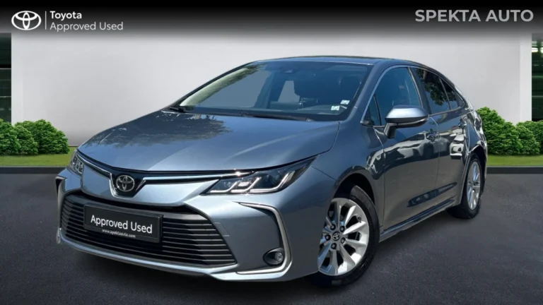 Toyota Corolla 1.5 А/Т