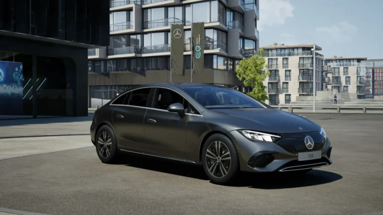 Mercedes-Benz EQE 300