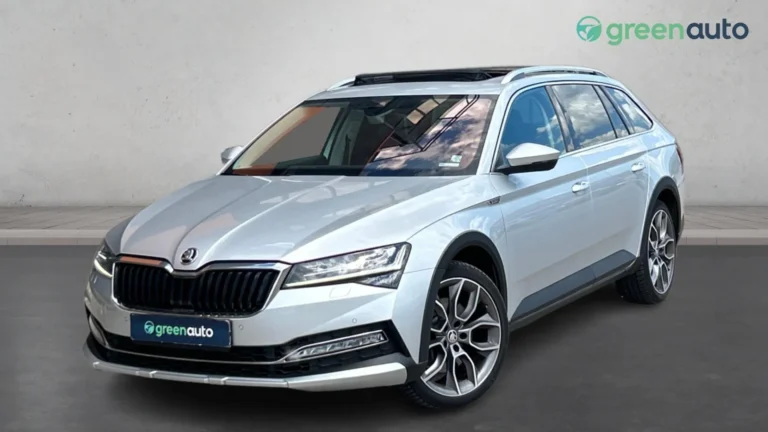 Skoda Superb  Scout 2.0 TSi  4x4