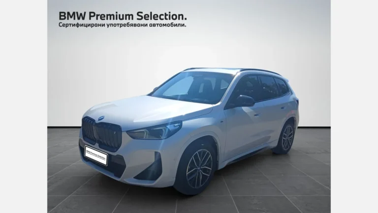 BMW iX1 xDrive30