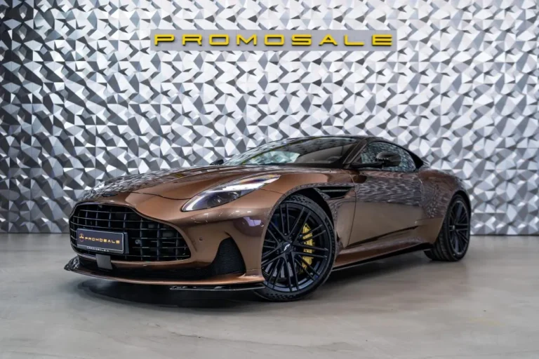 Aston martin DB12 Coupe