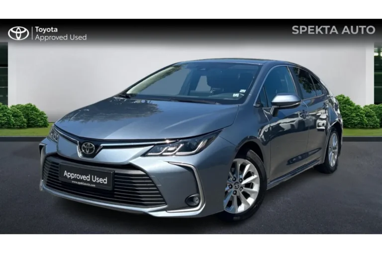 Toyota Corolla 1.5 А/Т