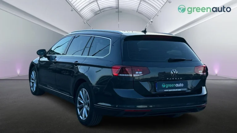 VW Passat  2. 0 TDi DSG SCR