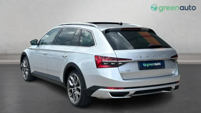 Skoda Superb  Scout 2.0 TSi  4×4