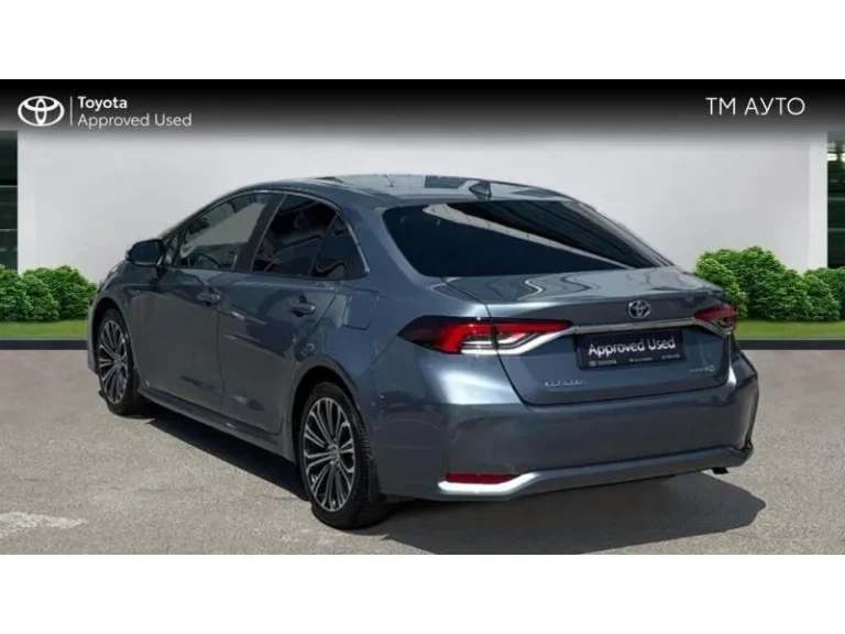 Toyota Corolla SDN 1.8HSD EXECUTIVE PLUS