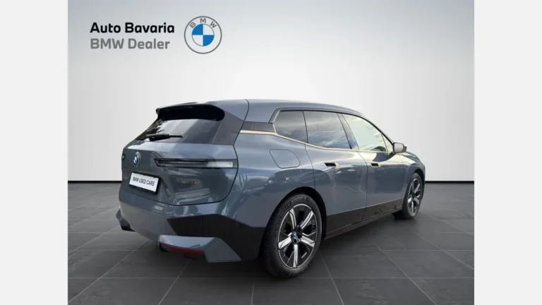 BMW iX xDrive40