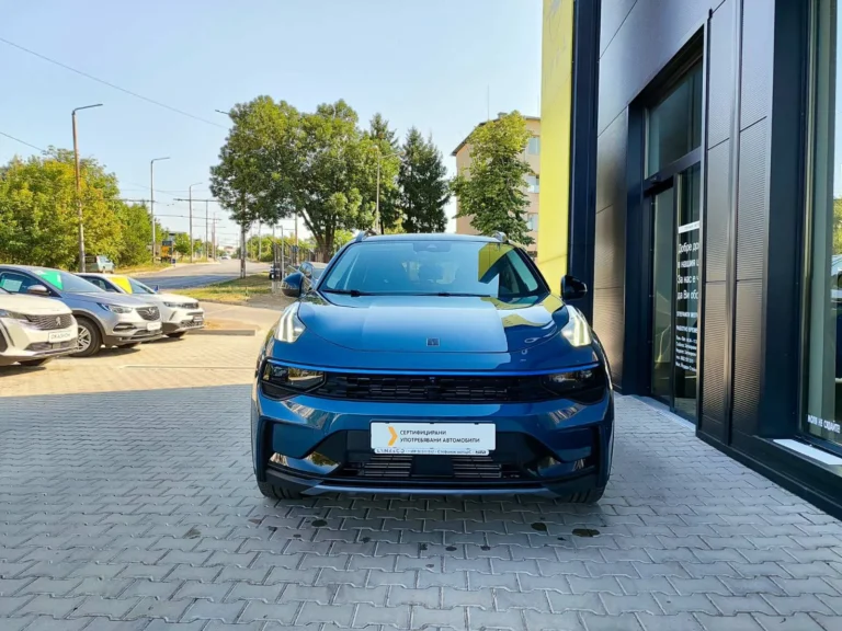 LYNK&CO 01 SUV 261к.с. Plug-In Hybrid