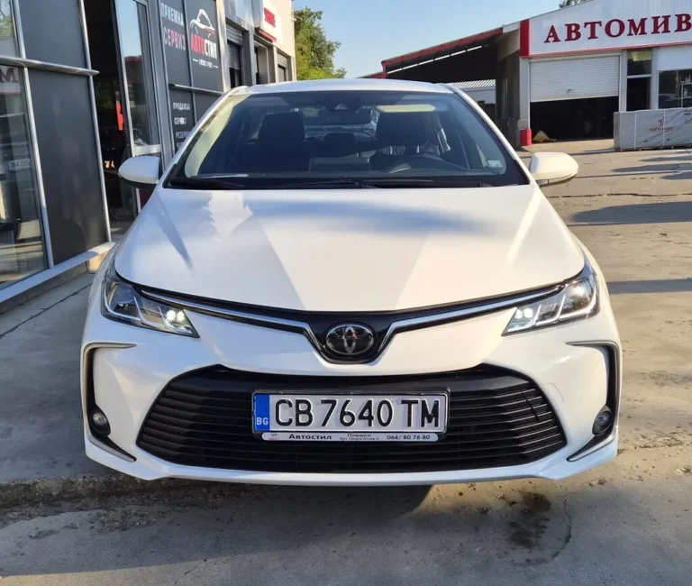 Toyota Corolla ГАРАНЦИЯ 64324km. 1.5 (125 Hp)