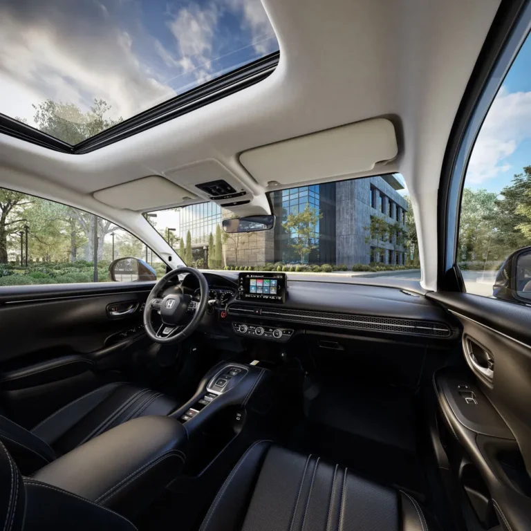 Honda ZR-V Advance e:HEV 2027 сива перла