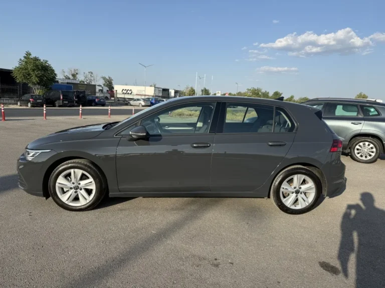 VW Golf 1.5 E-TSI 150кс