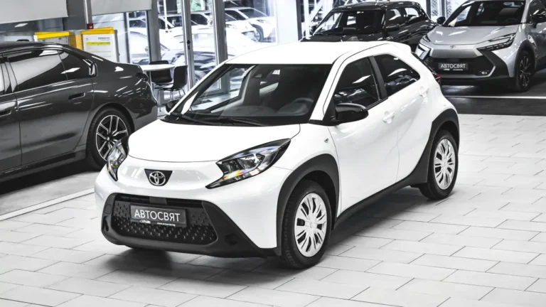 Toyota Aygo X PLAY 1.0 VVT-i