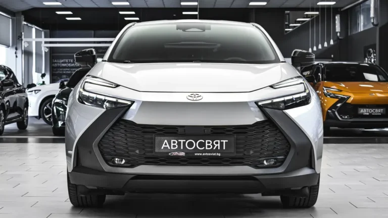 Toyota C-HR CLUB 2.0 Hybrid 4×4 Automatic