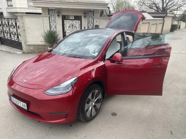 Tesla Model Y Long Range 4×4