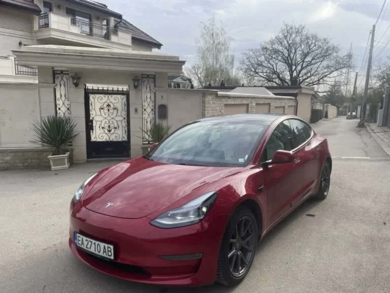 Tesla Model 3 Performance