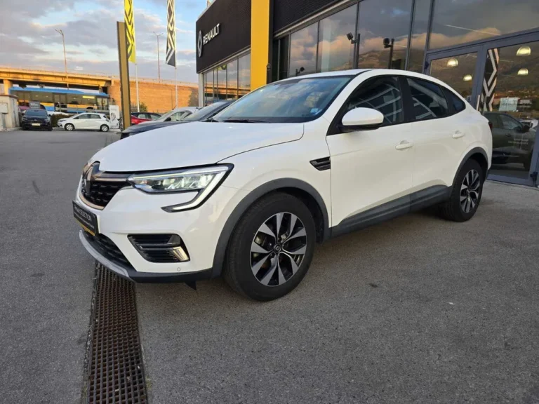 Renault ARKANA E-TECH