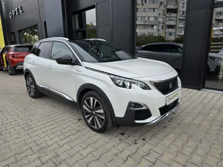 Peugeot 3008 SUV 299к.с. Plug-In Hybrid