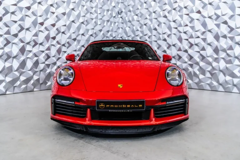 Porsche 911 Turbo S Cabrio*Bose*Sportchrono