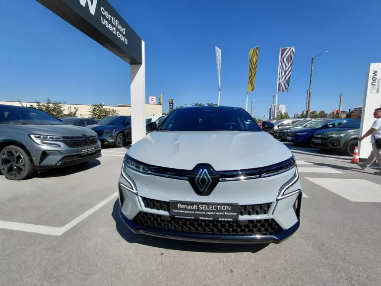 Renault MEGANE E-Tech 100% electric
