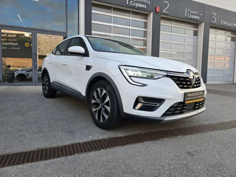 Renault ARKANA E-TECH