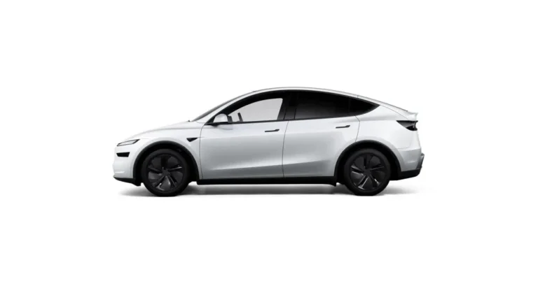 Tesla Y Juniper Tesla Y Juniper PREMIUM MAXIMUM RANGE AWD/7 МЕСТА/ДЕКЕМВРИ