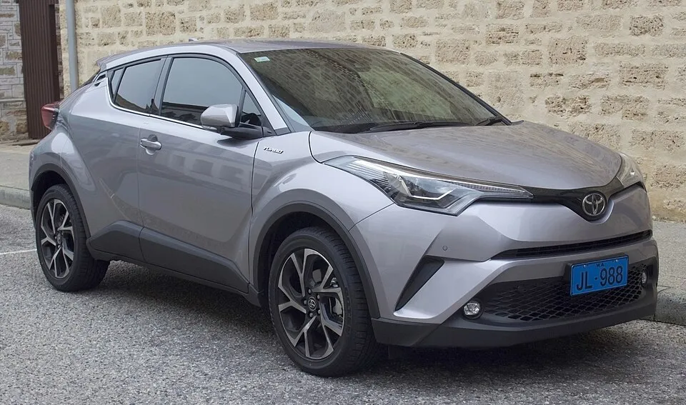 2017 toyota c hr (ngx10r) koba 2wd hatchback (2018 08 06) 01