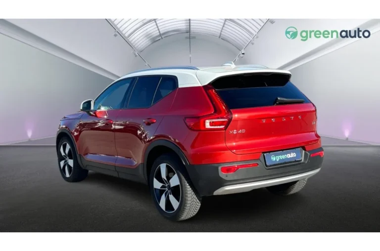 Volvo XC40 T4 2.0 AWD A/T