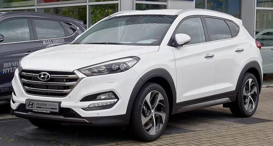 hyundai tucson 2.0 crdi 4wd premium (iii) – frontansicht, 5. september 2015, düsseldorf (colour corrected)