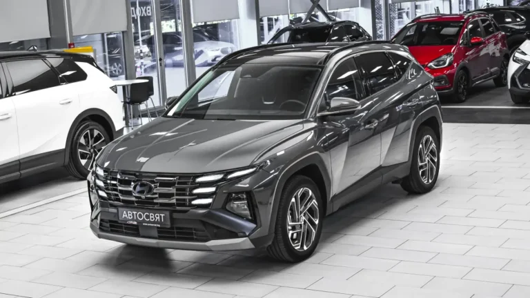 Hyundai Tucson 1.6T LUXURY Full Hybrid Automatic