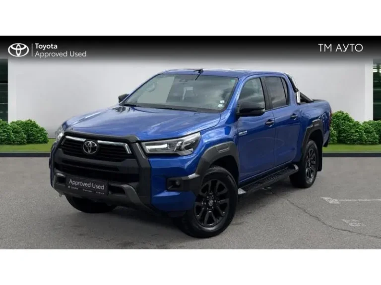 Toyota Hilux DOUBLE CAB 2.8D AT INVINCIBLE