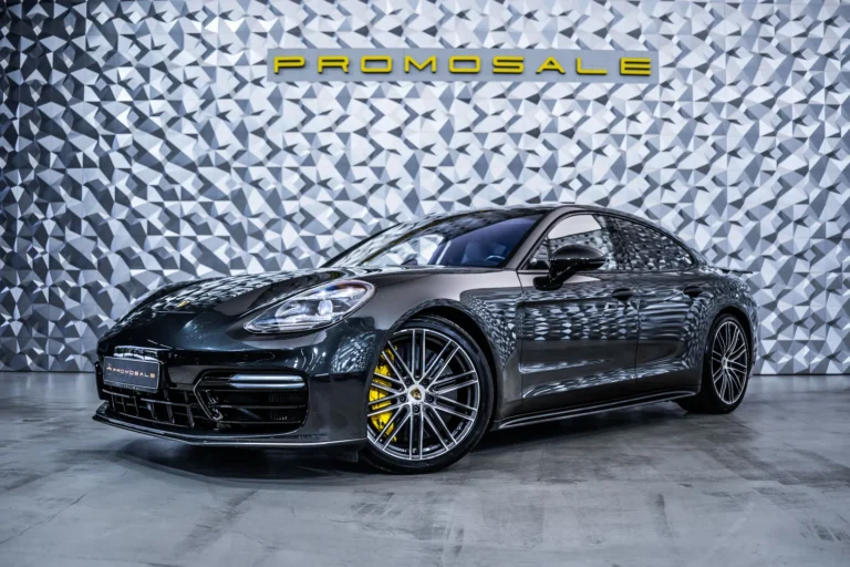 Porsche Panamera Turbo