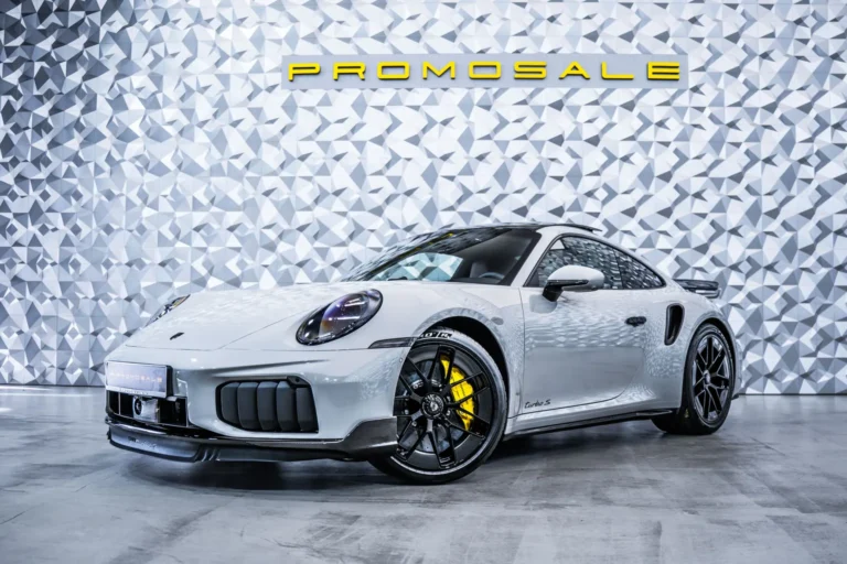 Porsche 911 Turbo S Coupe*Carbon Aero Pack*Burmester