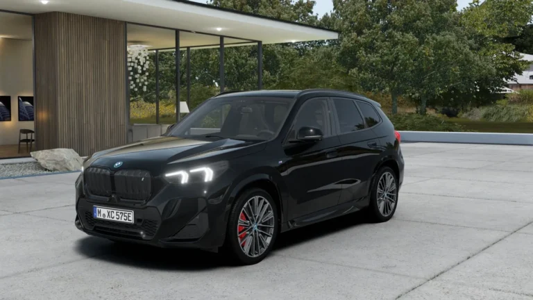 BMW iX1 xDrive30